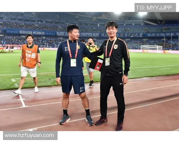 努涅斯在赛场上的精彩表现引发球迷热议与媒体关注的背后故事 努涅斯在赛场上的精彩表现引发球迷热议与媒体关注的背后故事