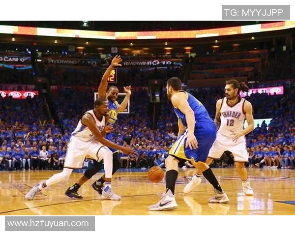 勇士与雷霆的巅峰对决回顾2018至2019赛季精彩瞬间与战术分析 勇士与雷霆的巅峰对决回顾2018至2019赛季精彩瞬间与战术分析