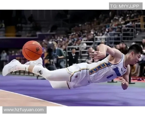 方硕：从篮球新星到职业生涯的蜕变与成长之路