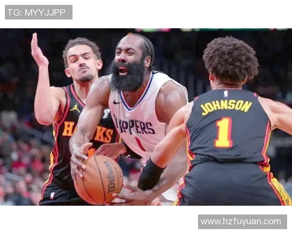 特雷杨的篮球之路：从新秀到全明星的辉煌历程与挑战