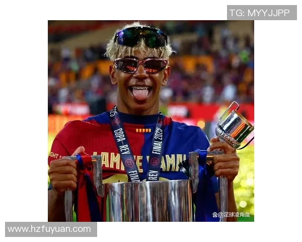 登贝莱的逆袭之路:从天才少年到足坛巨星的蜕变与挑战 登贝莱的逆袭之路:从天才少年到足坛巨星的蜕变与挑战